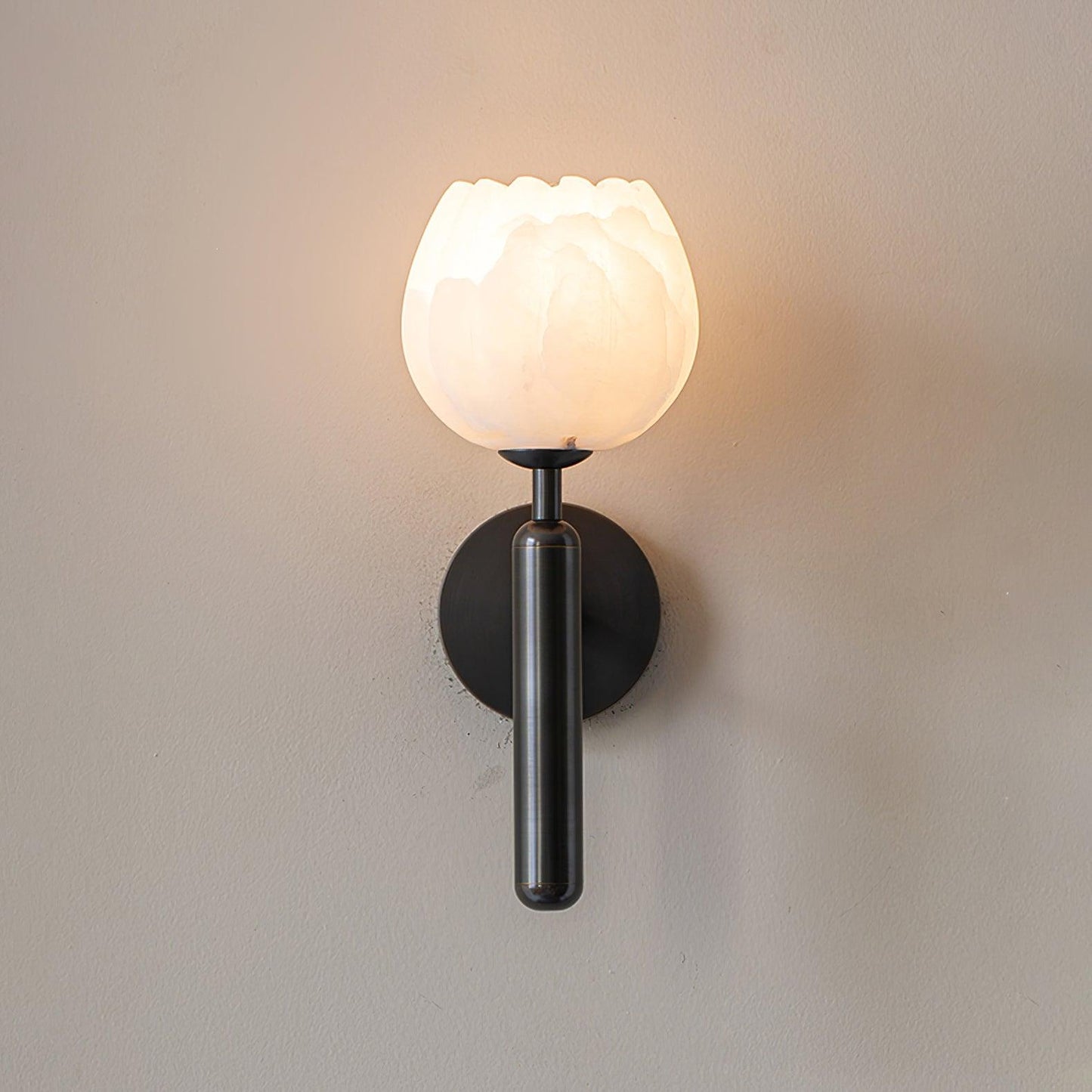 Alabaster Wall Sconce for Bedside & Hallway – Natural Stone LED Wall Light, Modern Minimalist Living Room & Entryway Wall Lamp