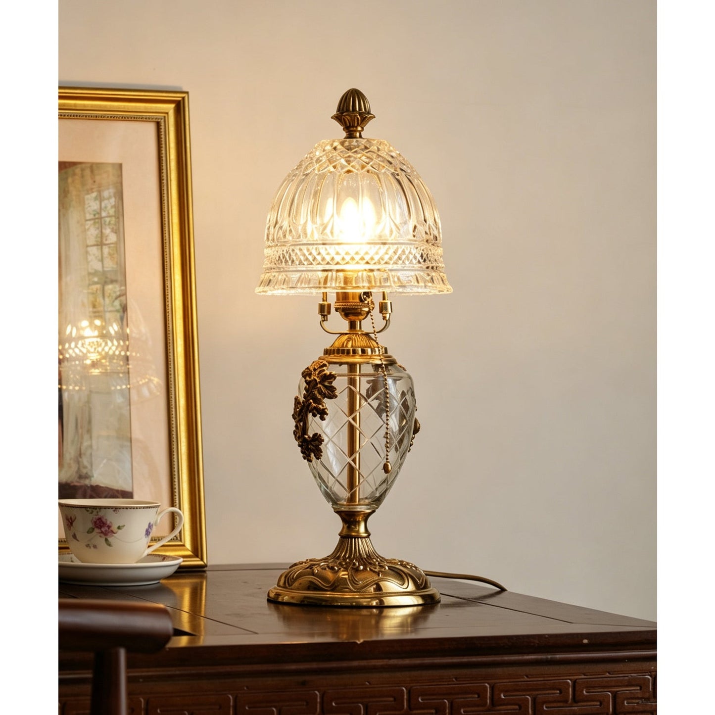 Brass Table Lamp for Bedroom & Living Room – Vintage Cut-Glass Shade Accent Lamp, Ornate Dimmable Bedside & Entryway Table Light