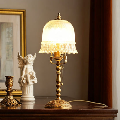 Gold Table Lamp for Bedroom & Living Room – Scalloped Glass Shade Accent Lamp, Vintage Dimmable Bedside & Entryway Table Light