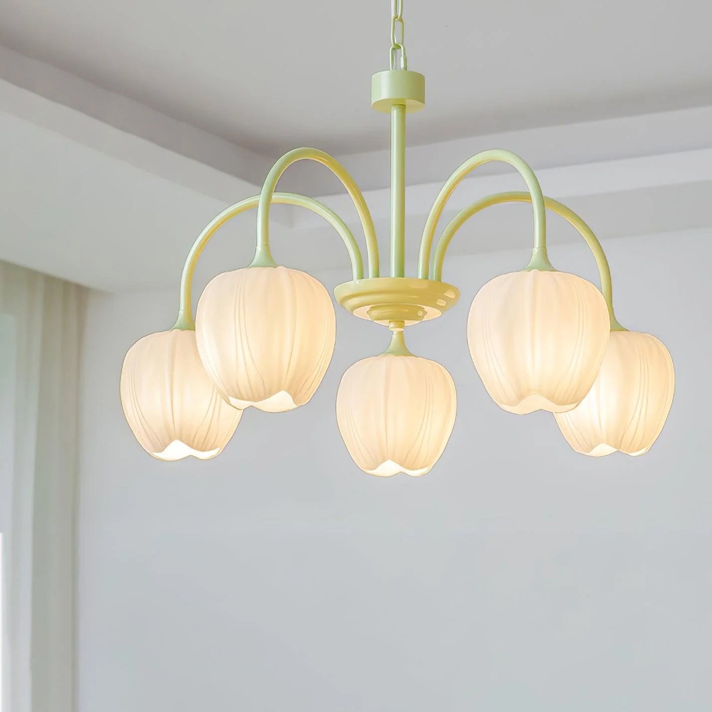 Green Tulip Chandelier for Dining Room & Living Room – Matcha Glass Shade LED Ceiling Light, Modern Floral Entryway Statement Chandelier